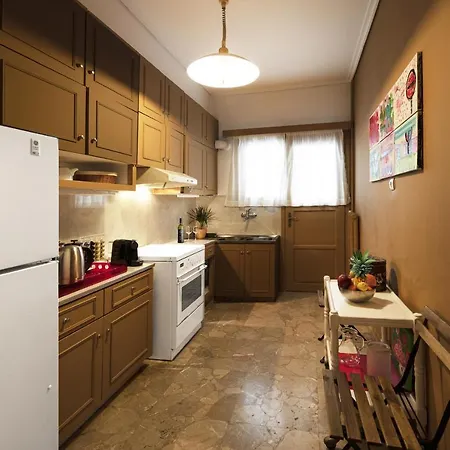 Spacious 3 Bedroom Near Acropolis Museum Apartamento Atenas